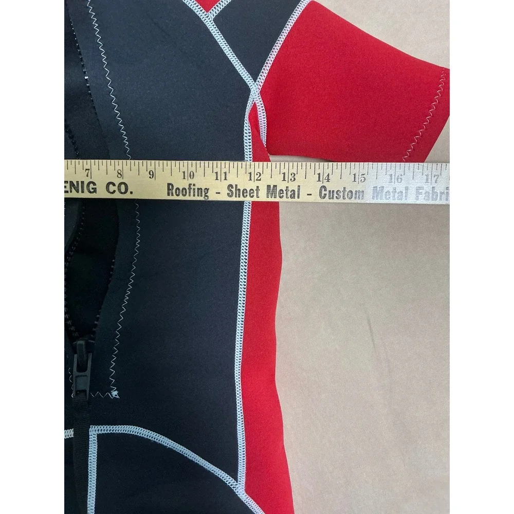 Yikayin Wetsuit Kids Unisex XS Red Black Excellent 2.5mm Thermal Shorty Neoprene